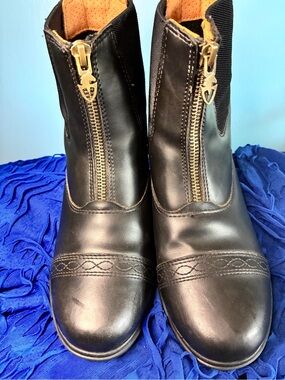 Moretta Clio Paddock Black Boots with Front Zip